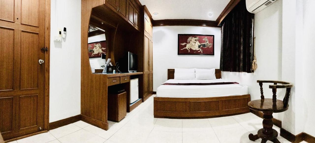 Ez House Hotel Sukhothai Exterior photo