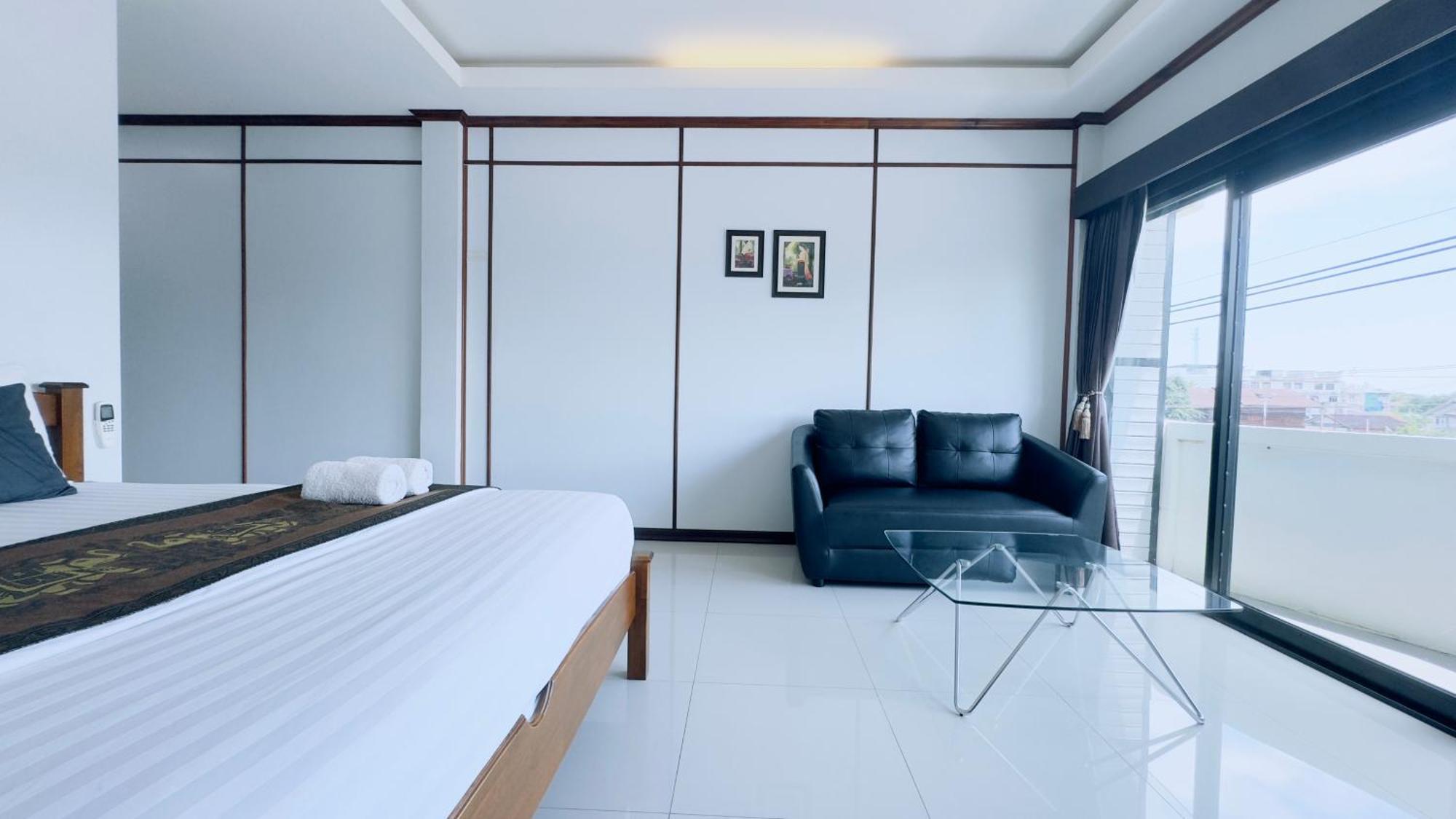 Ez House Hotel Sukhothai Exterior photo