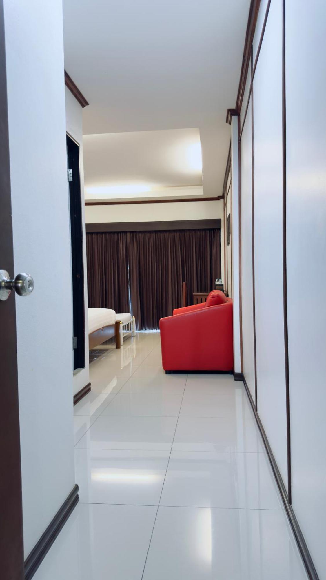 Ez House Hotel Sukhothai Exterior photo