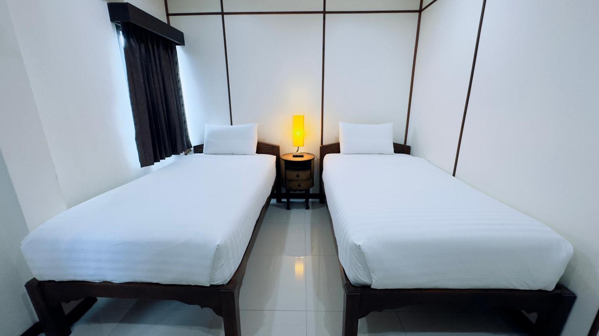 Ez House Hotel Sukhothai Exterior photo