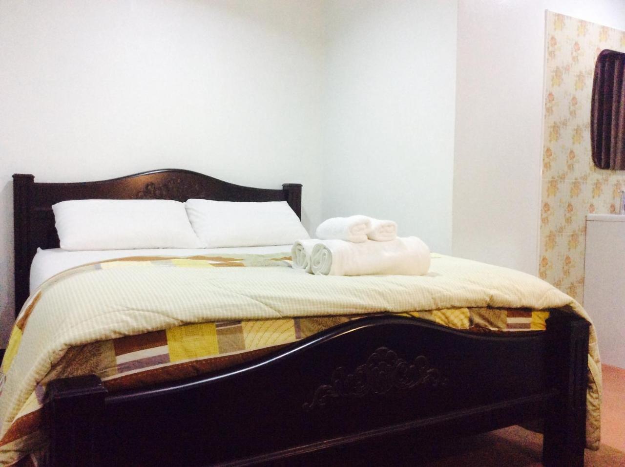 Ez House Hotel Sukhothai Exterior photo